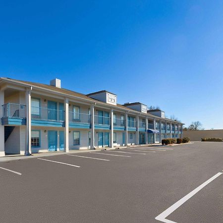 Baymont By Wyndham Selma Ξενοδοχείο Εξωτερικό φωτογραφία