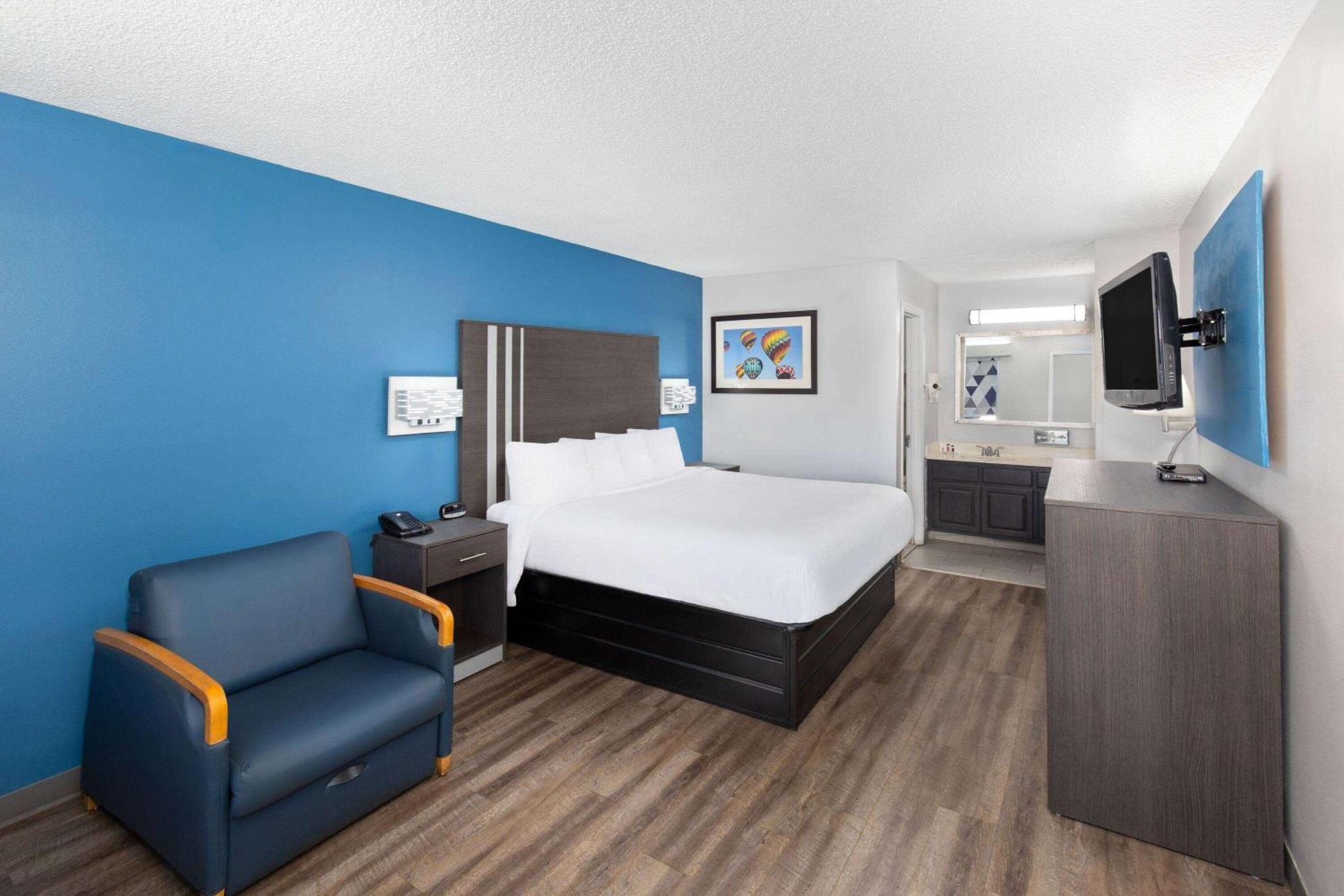 Baymont By Wyndham Selma Ξενοδοχείο Εξωτερικό φωτογραφία