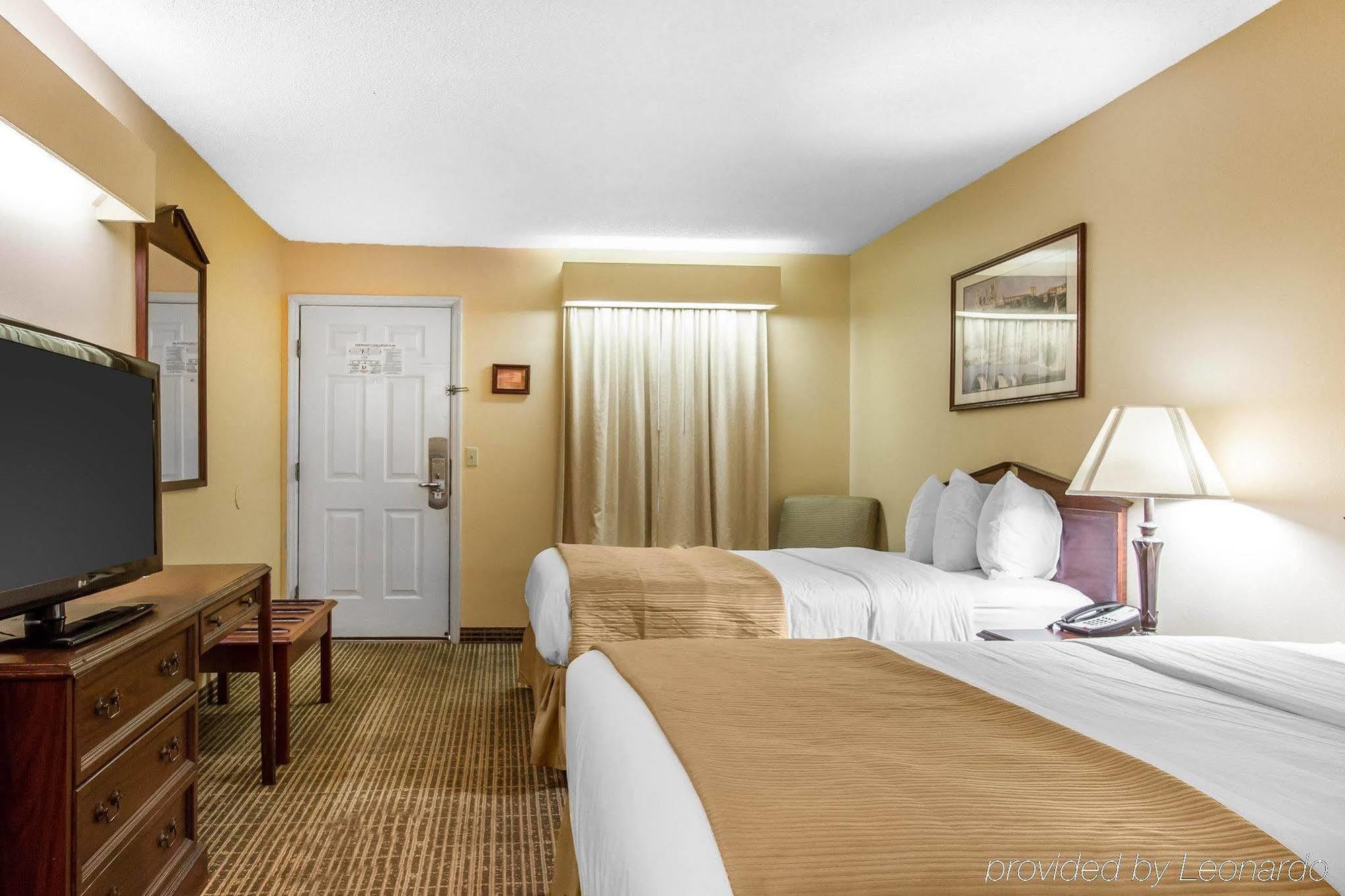 Baymont By Wyndham Selma Ξενοδοχείο Εξωτερικό φωτογραφία